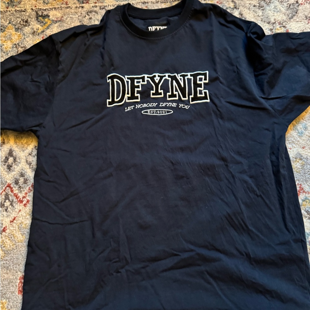 DFYNE Women's Short Sleeve Tee in Navy